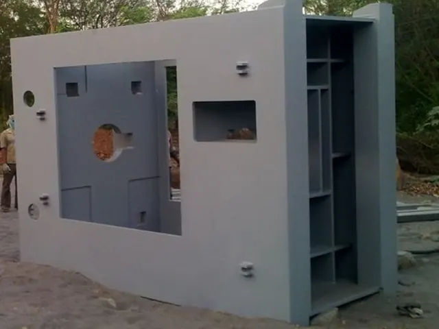 Heavy machine frame, primed, Techno Power Engineers, Pune