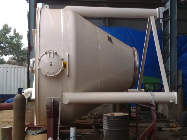 Vertical pressure vessel with nozzles, Techno Power Engineers, Pune