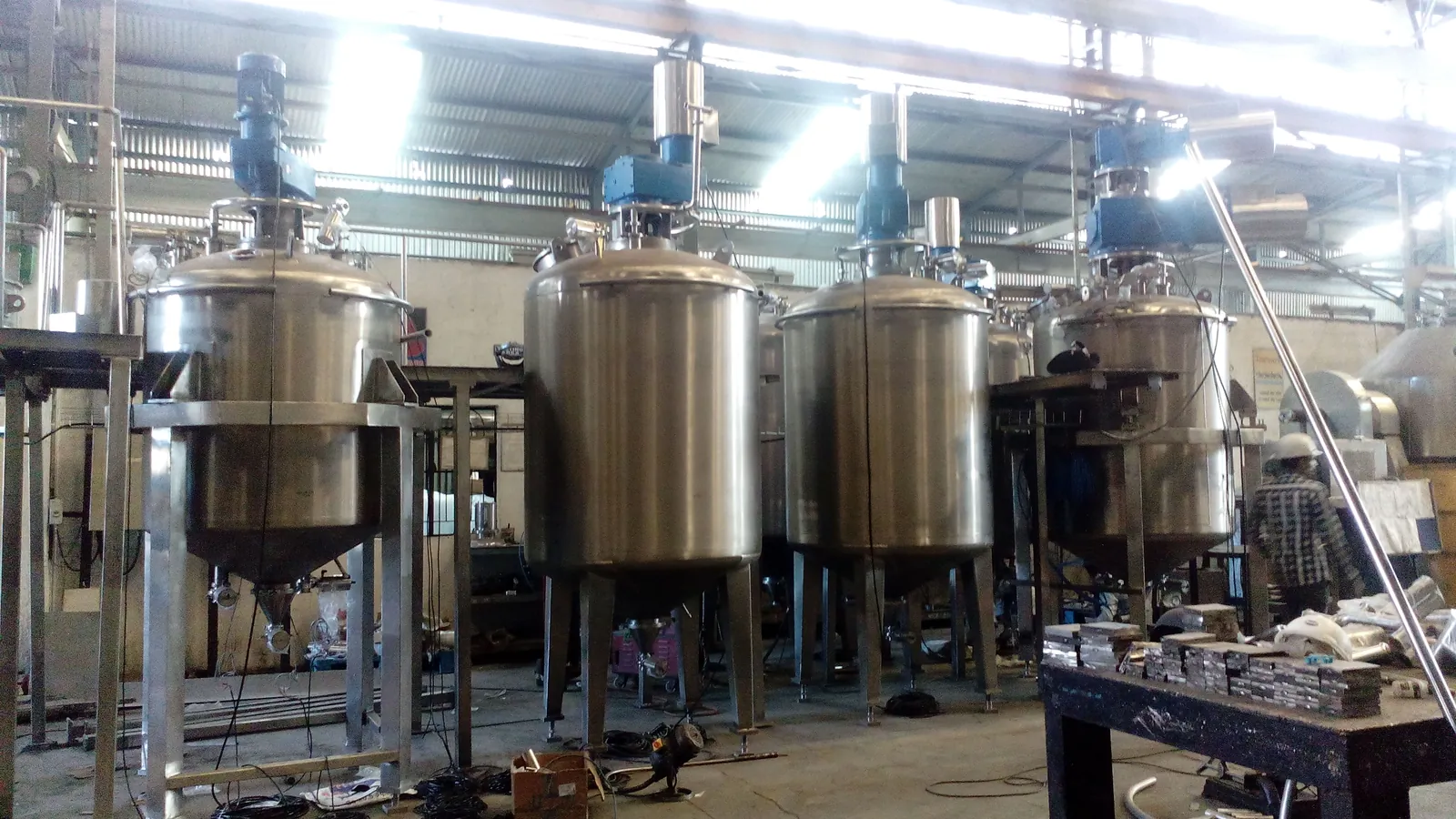 SS process tanks with agitators for food processing, Techno Power Engineers, Pune